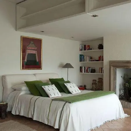 Sleeps 6 Pool Air Con Wifi 别墅 *