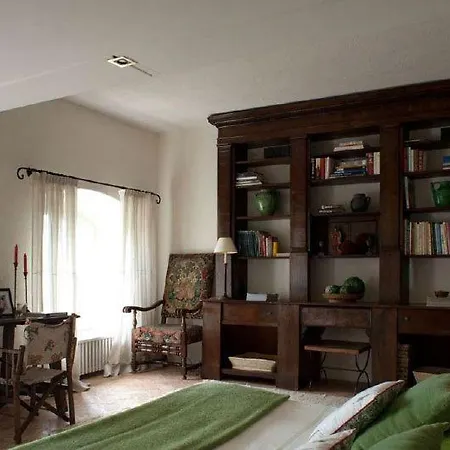 Sleeps 6 Pool Air Con Wifi *